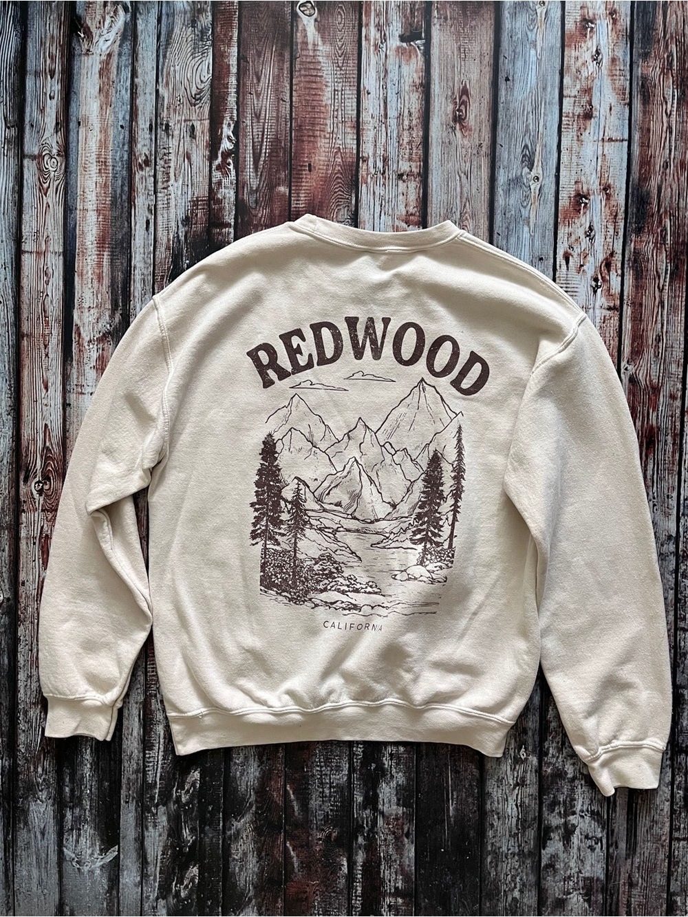 Full Tilt Cream 'Redwood' Graphic Crewneck Sweatshirt